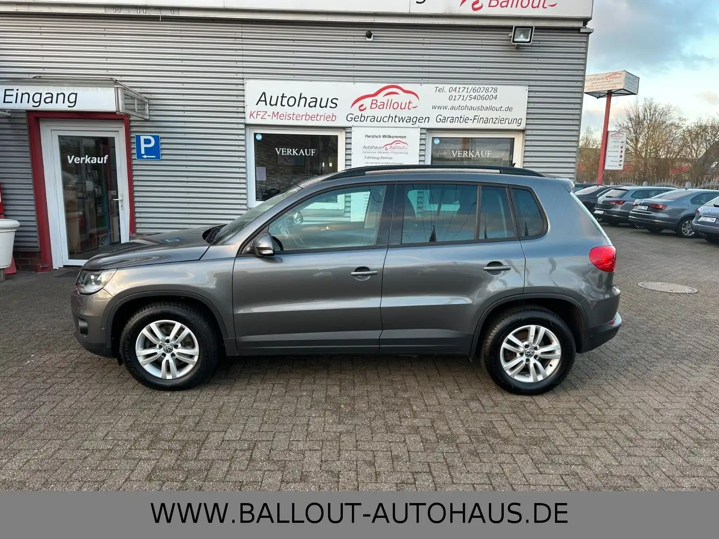 Volkswagen Tiguan Trend & Fun*1.HAND*KLIMA*AHK*TEMPO*EURO5* Grau - 1