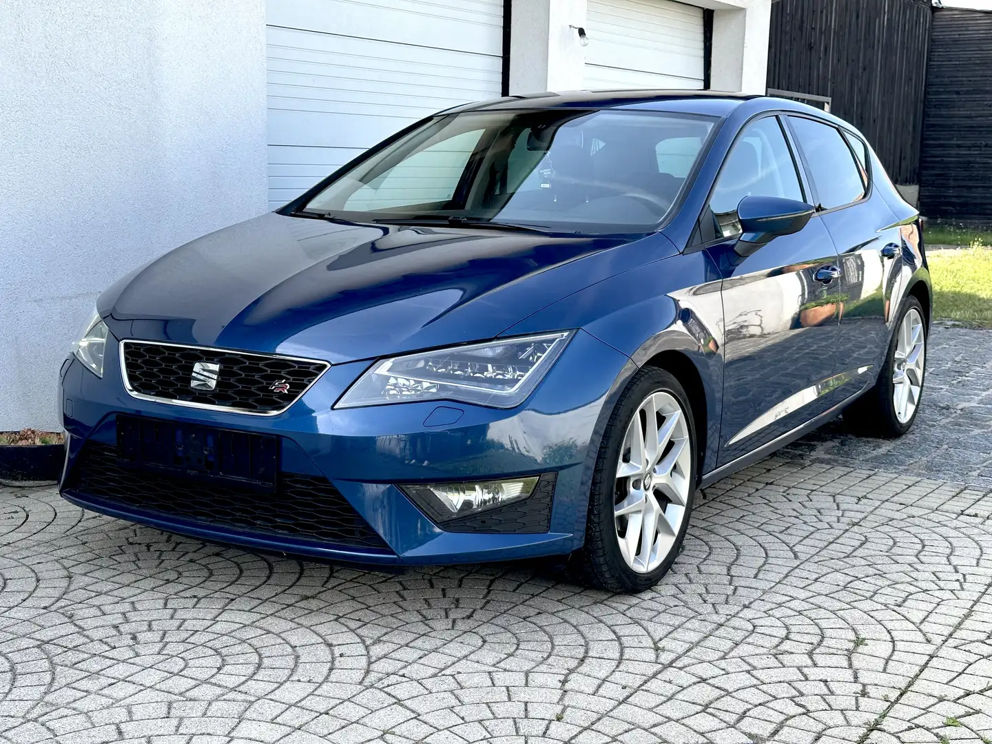 SEAT Leon FR 1,4 TSI Start-Stopp - 1