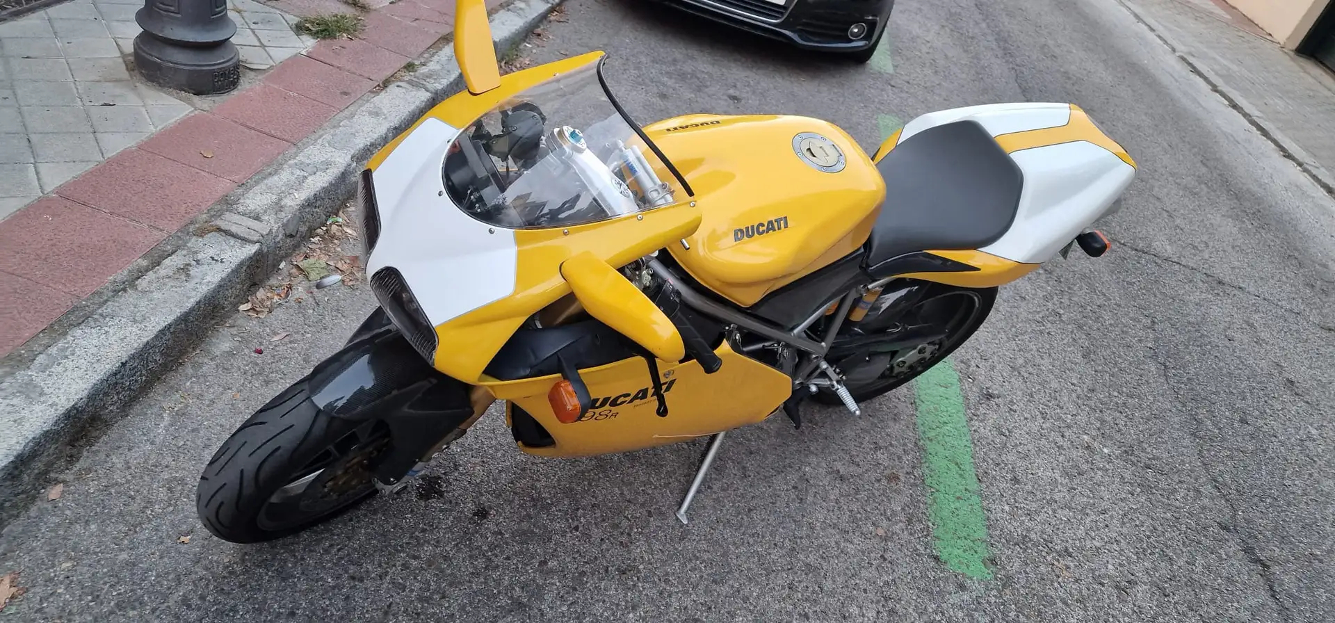 Ducati 998 Biposto Amarillo - 2