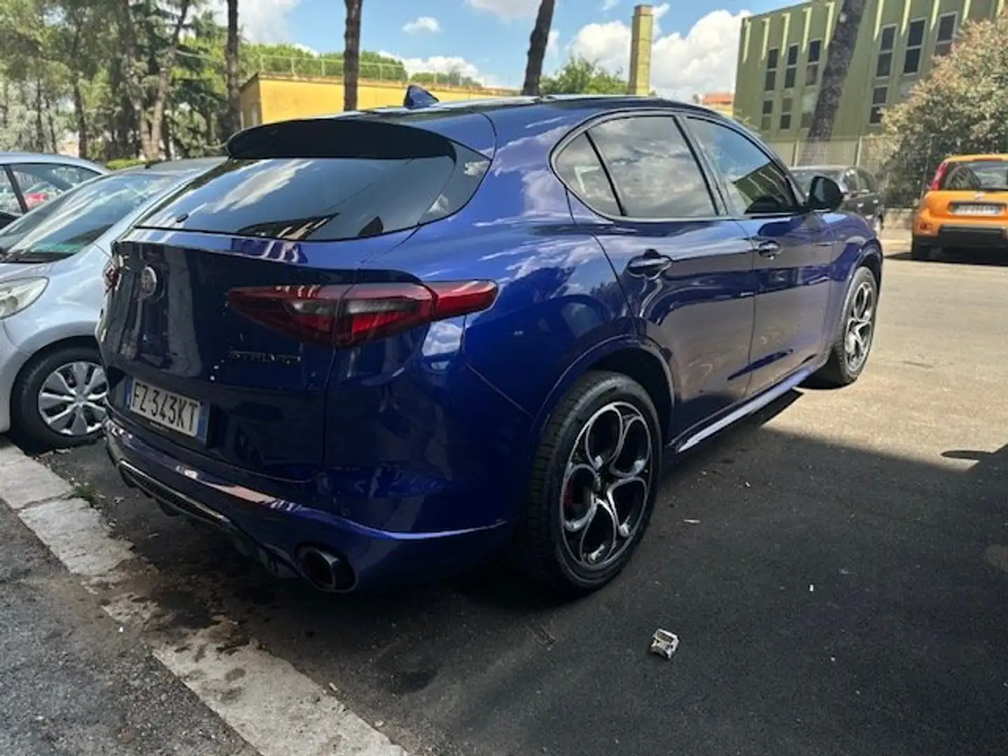 Alfa Romeo Stelvio VELOCE 2.2 t Q4 210cv Azul - 2
