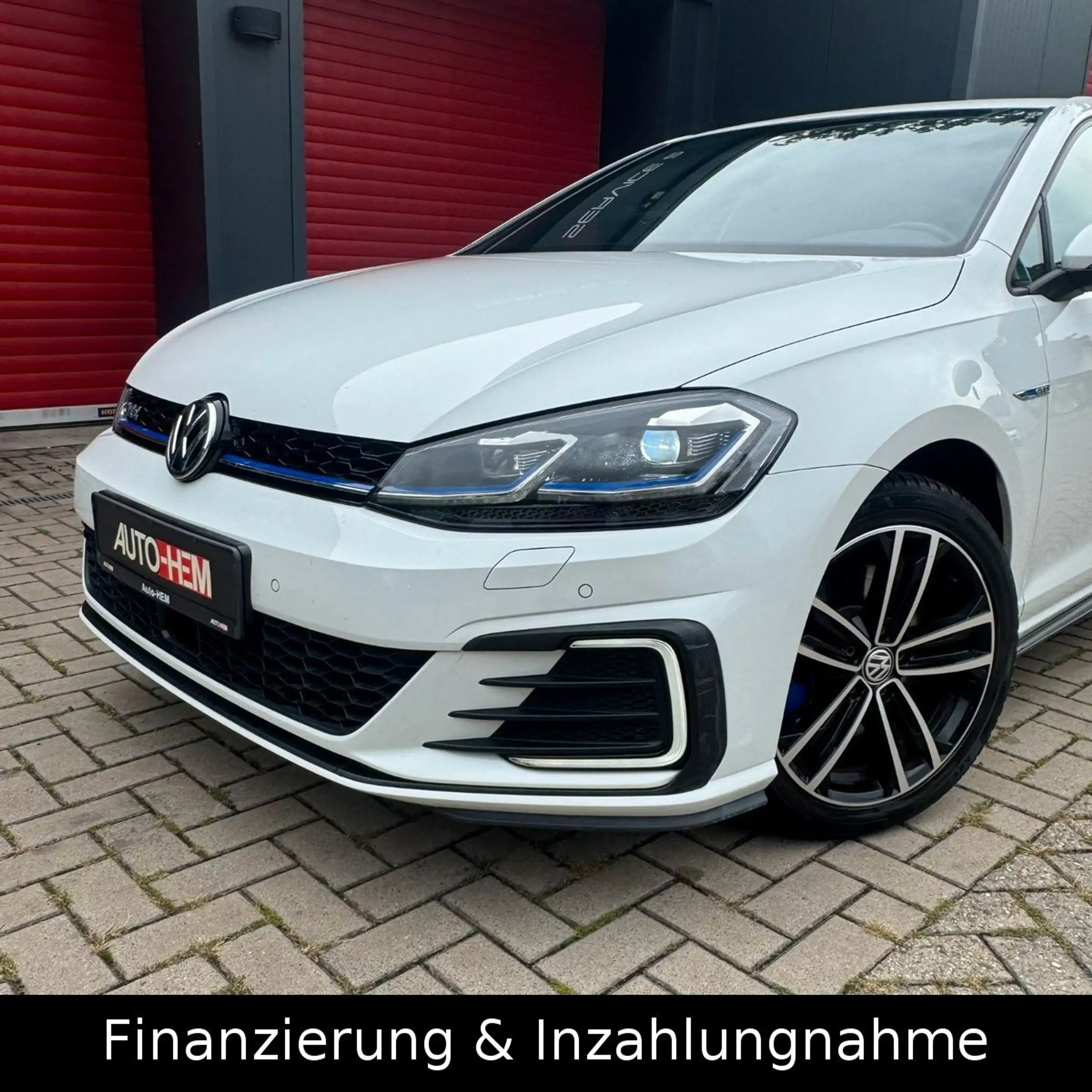 Volkswagen Golf VII Lim. GTE LED 1.Hand Kamera Navi AHK SHZ — photo 8