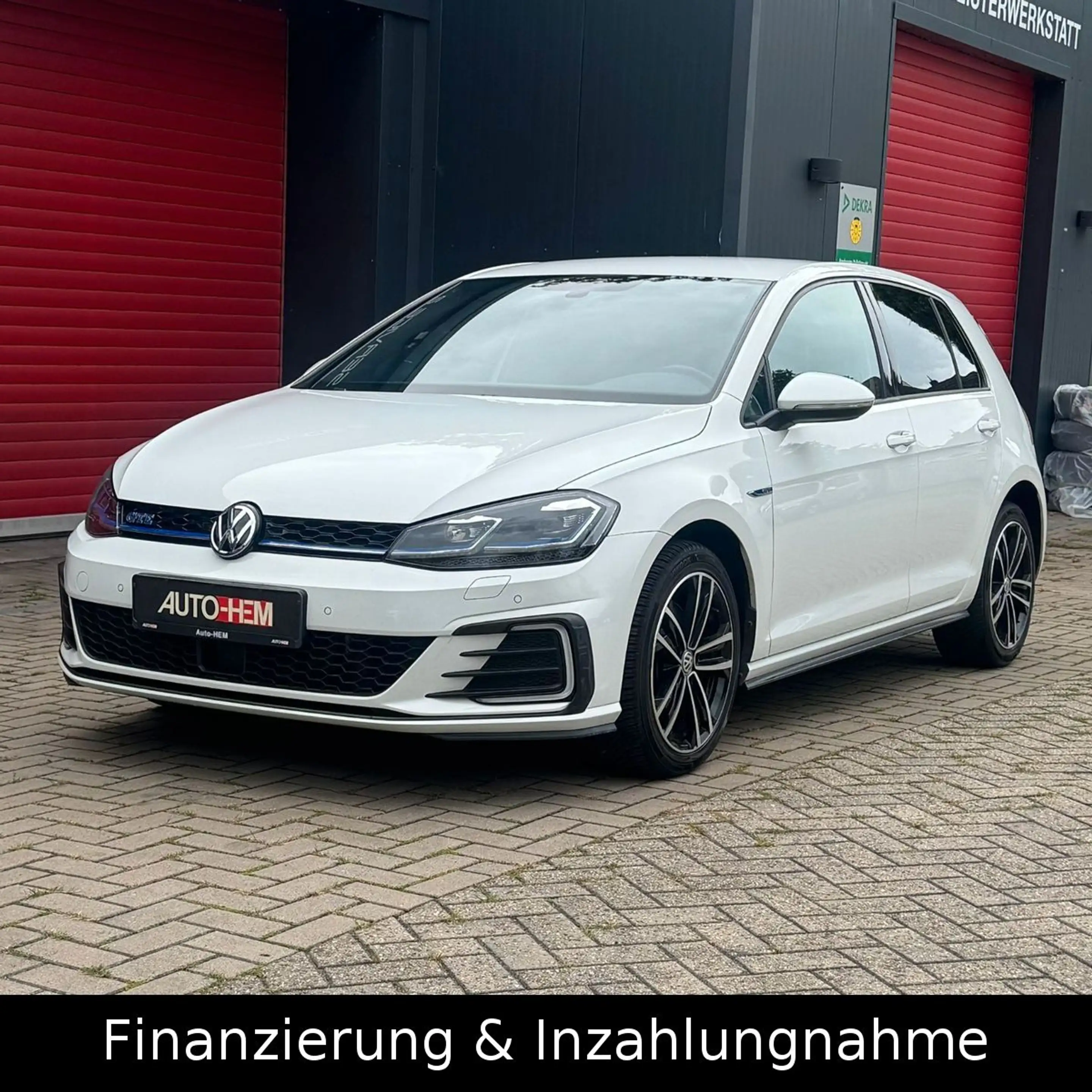 Volkswagen Golf VII Lim. GTE LED 1.Hand Kamera Navi AHK SHZ