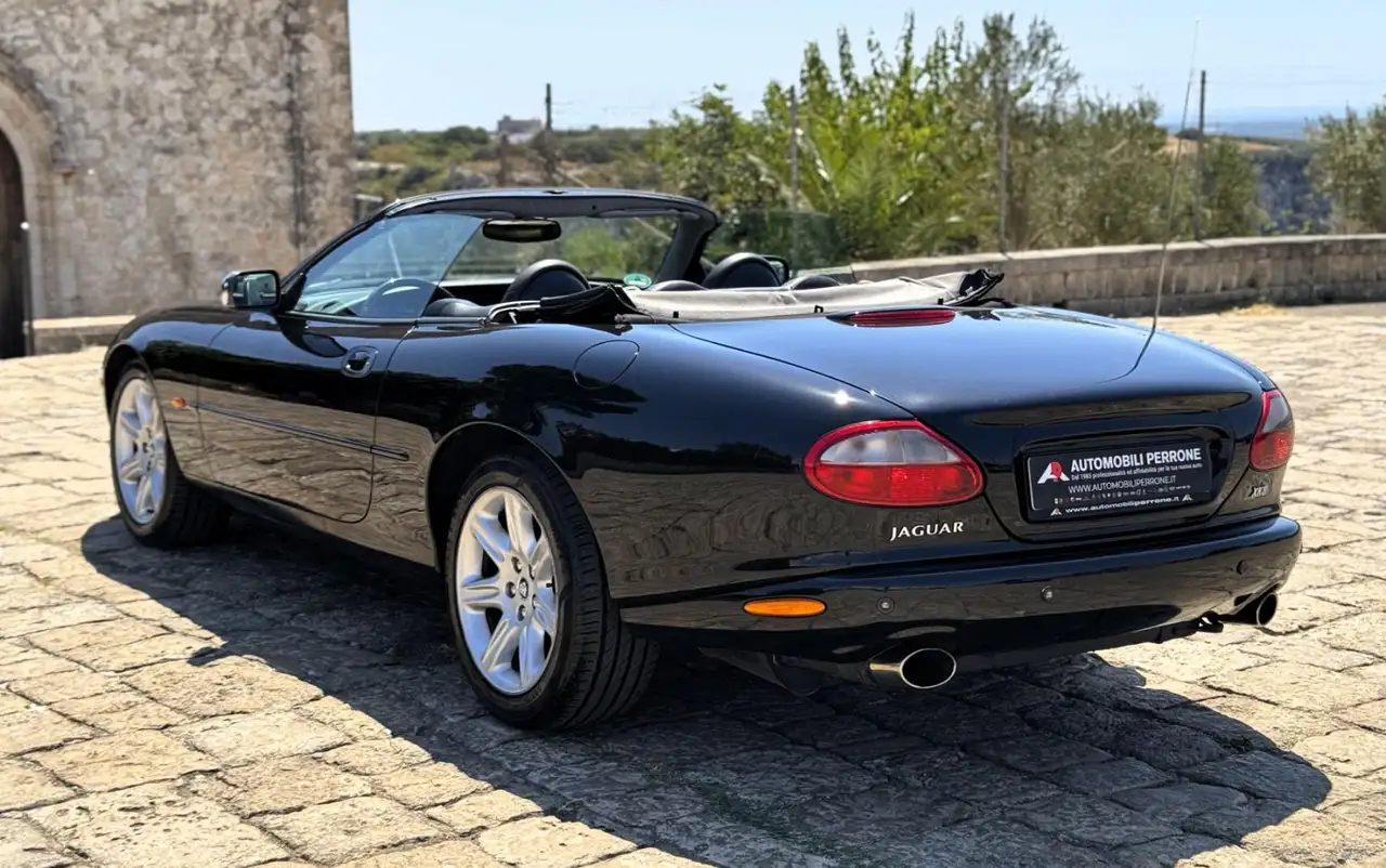 Jaguar XK8 4.0i V8 Convertibile, foto 11