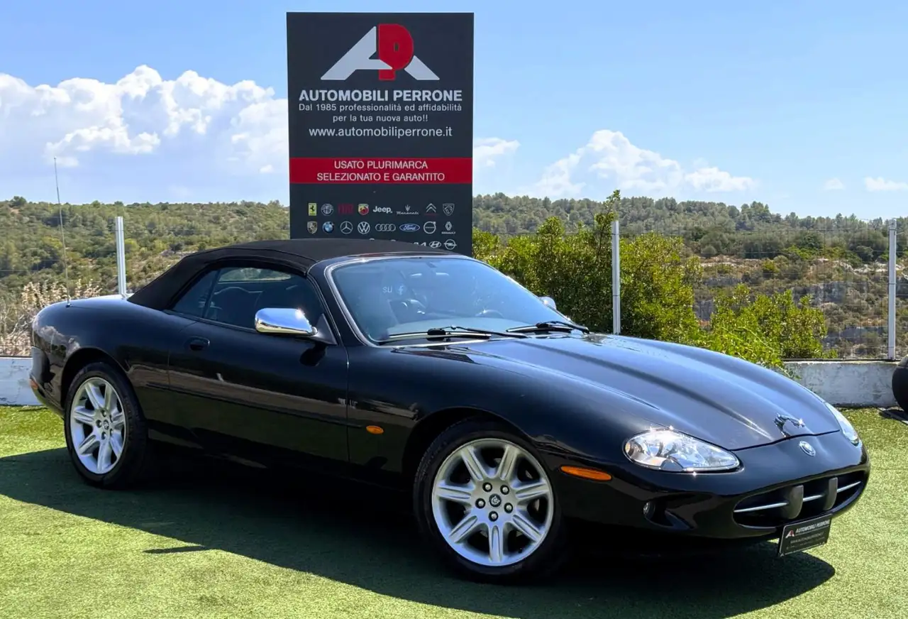 Jaguar XK8 4.0i V8 Convertibile, foto 3