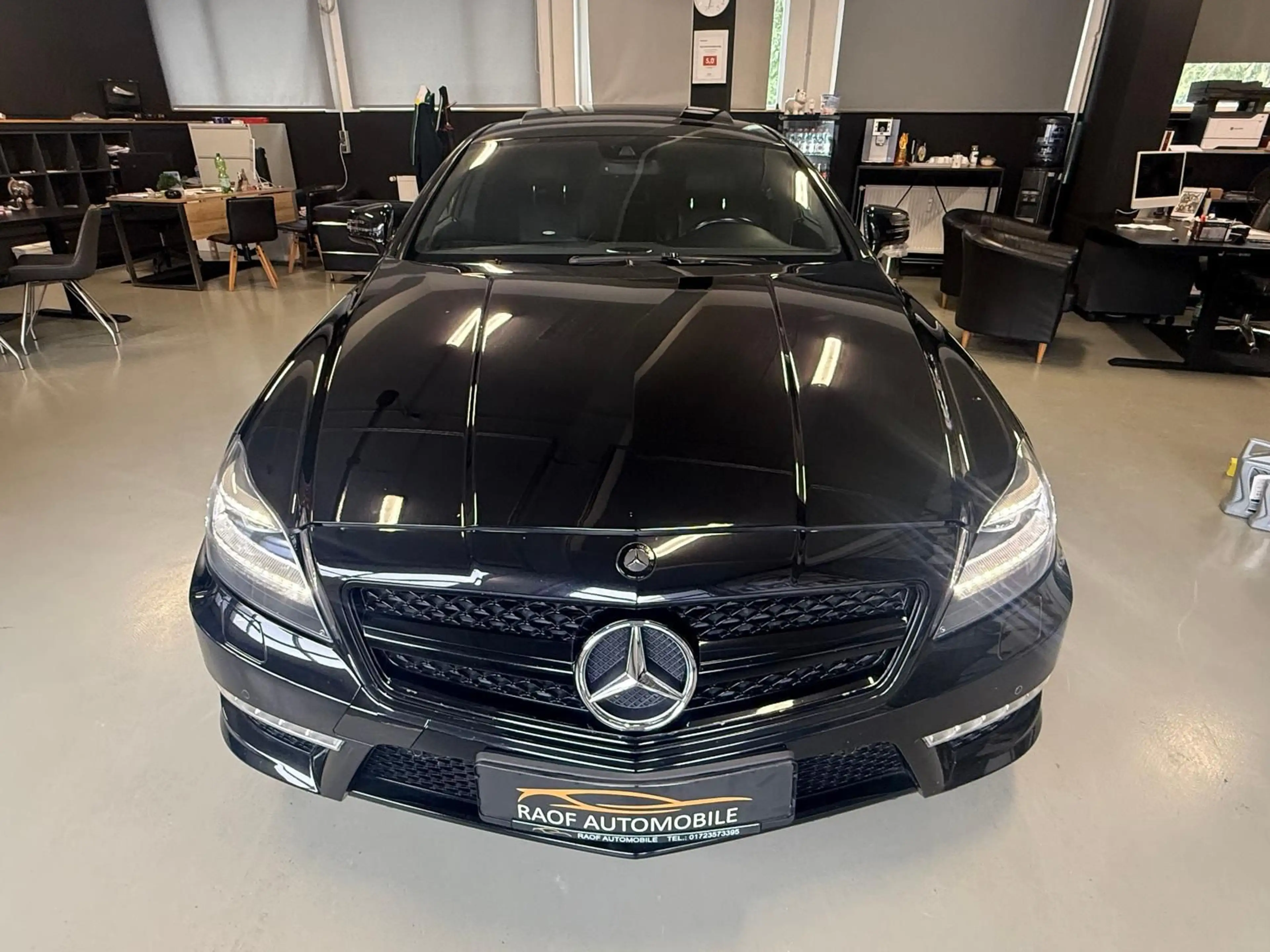 Mercedes-Benz CLS 63 AMG 5.5 V8 KAT SCHIEBEDACH LED — photo 3