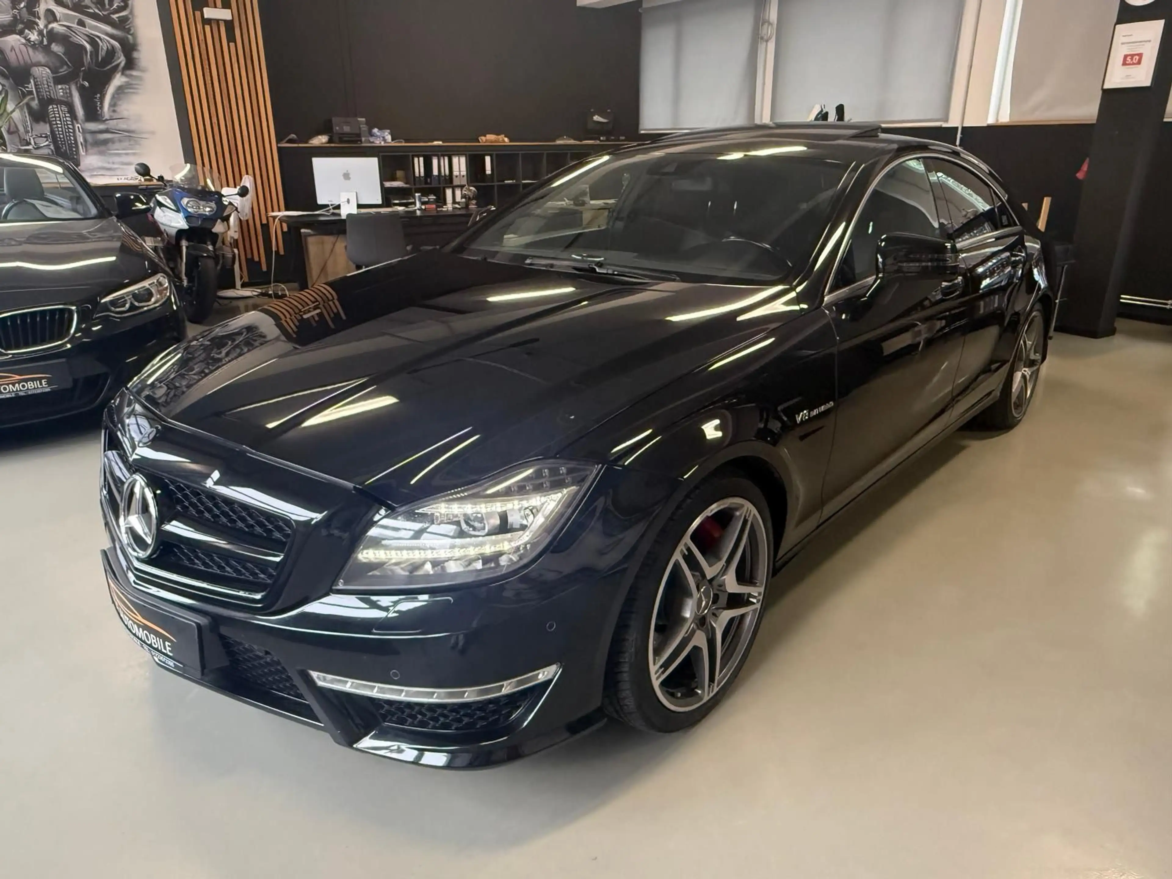 Mercedes-Benz CLS 63 AMG 5.5 V8 KAT SCHIEBEDACH LED — photo 2