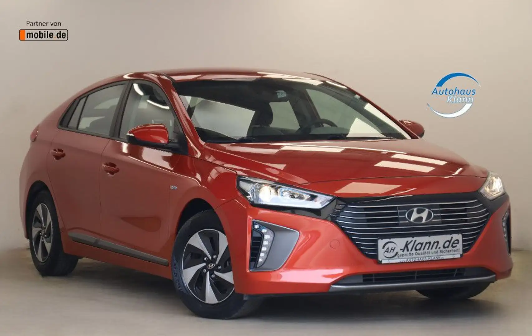 Hyundai IONIQ 1.6GDI 141PS Hybrid RCAM ACC 1Hand Naranja - 1