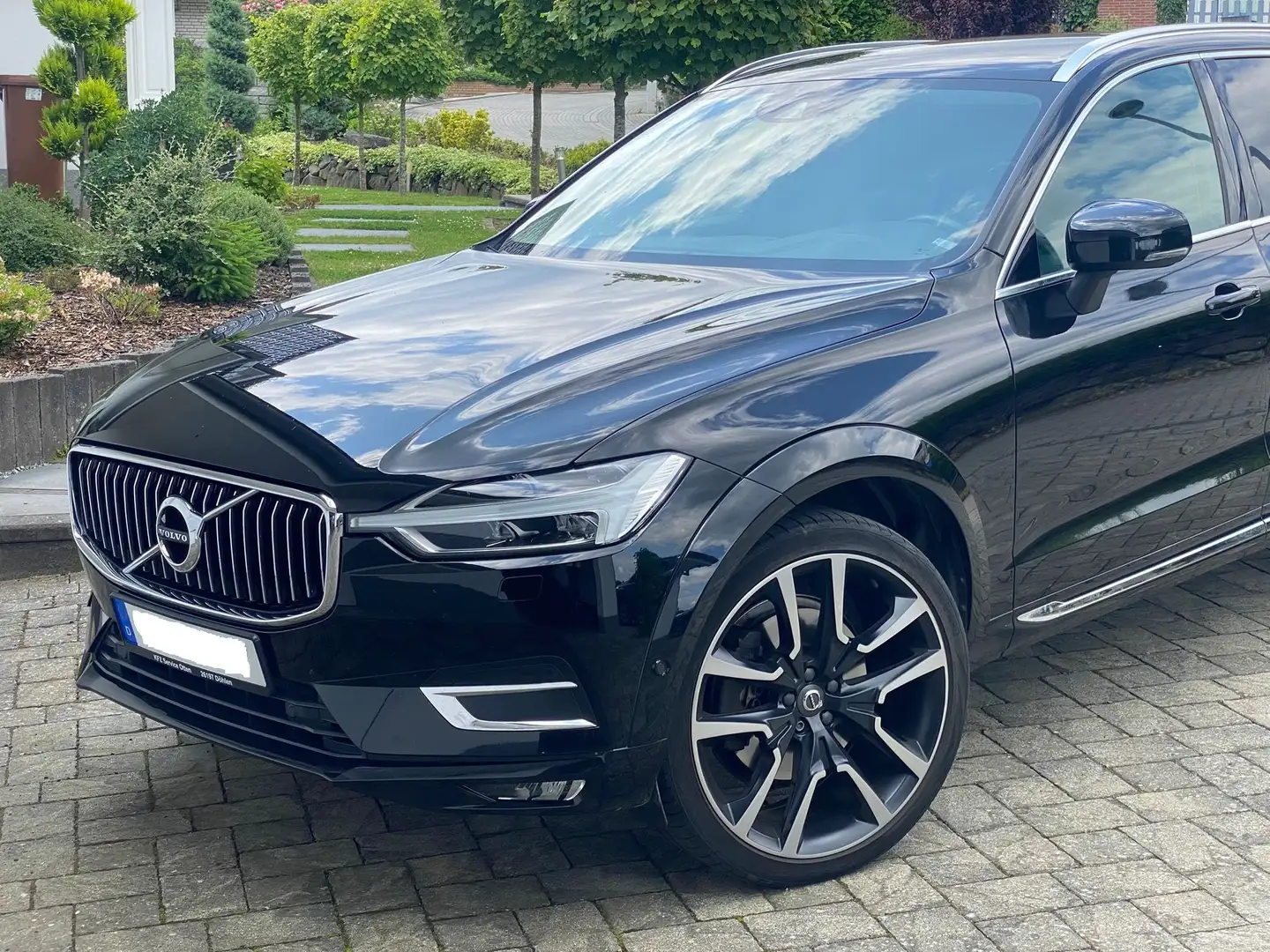 Volvo XC60 XC60 D4 Geartronic Inscription Schwarz - 1