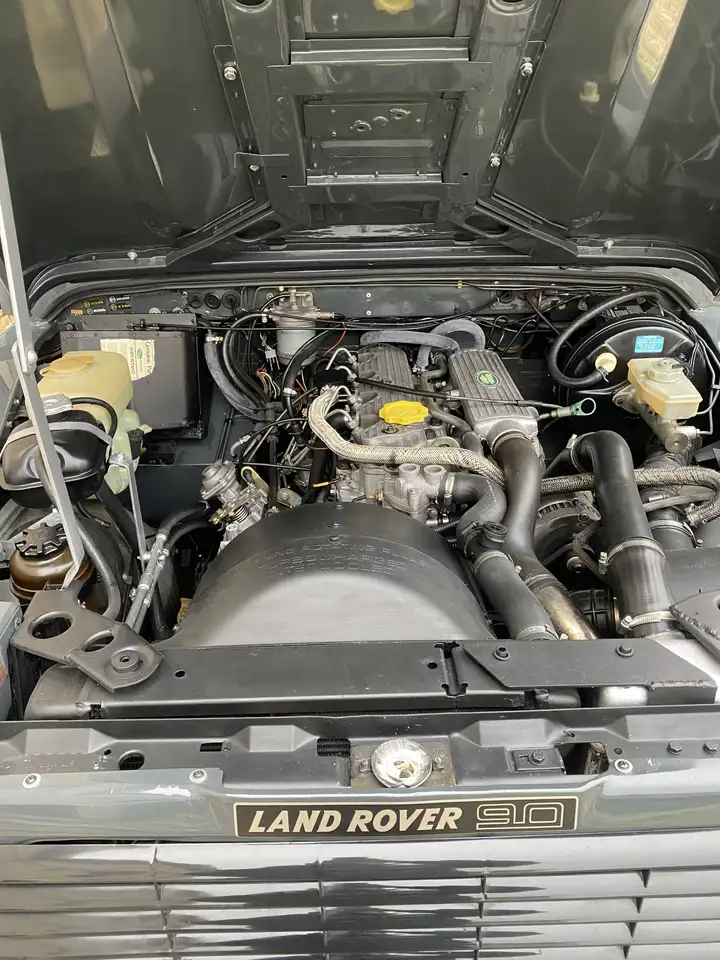 Land Rover Defender 90 2.5 td County SW, foto 11