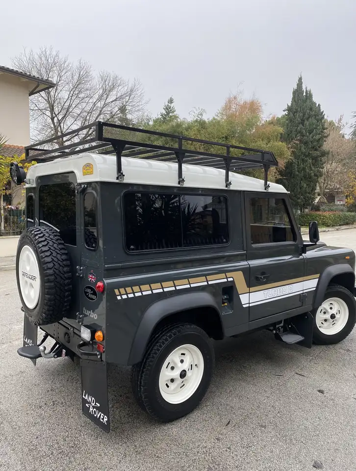 Land Rover Defender 90 2.5 td County SW, foto 5