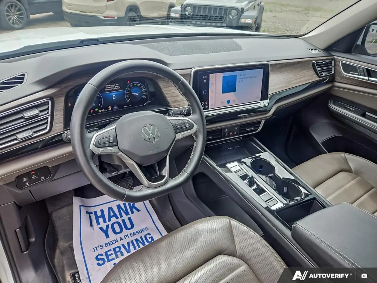Volkswagen Atlas снимка Volkswagen Atlas