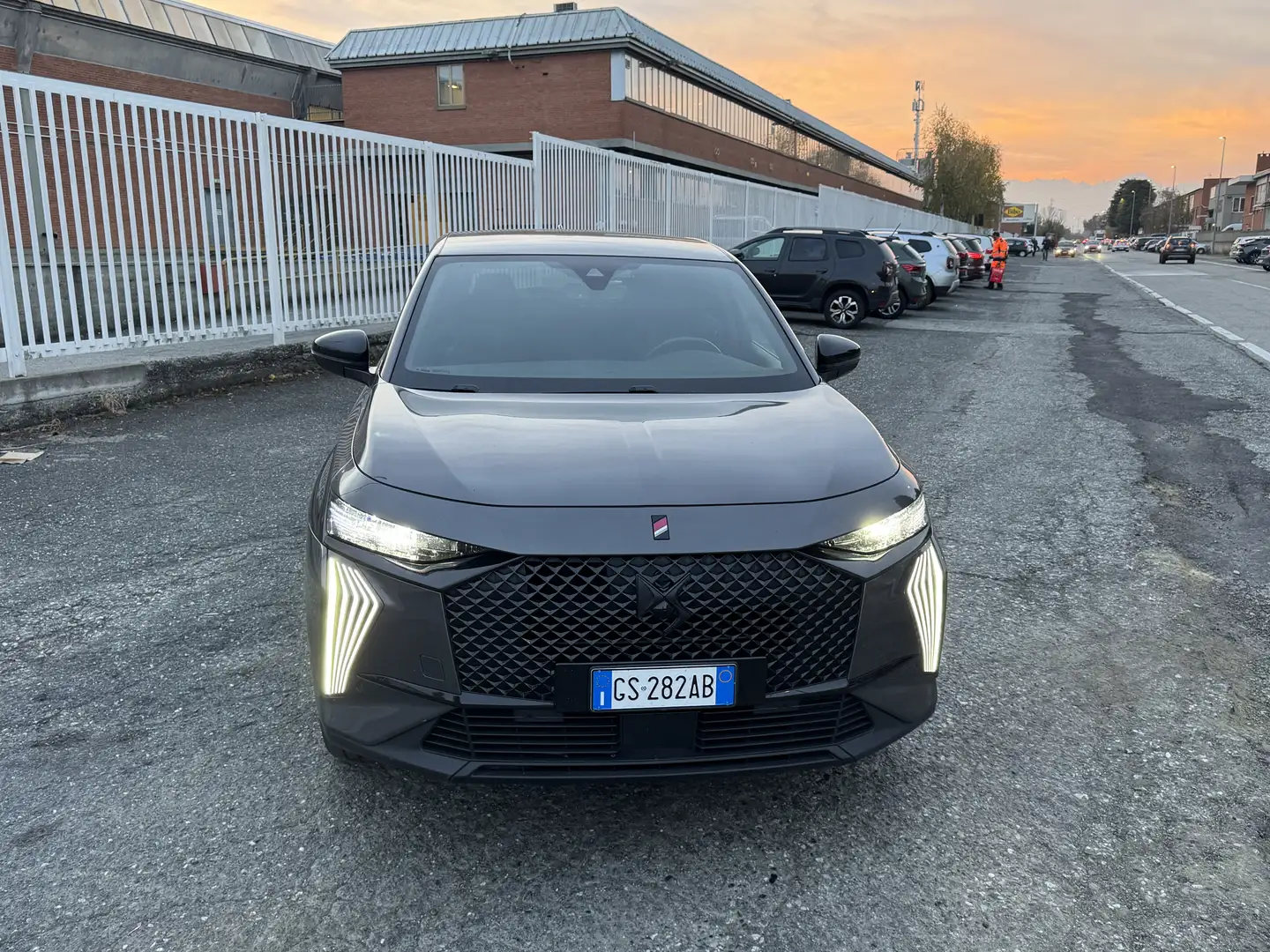DS Automobiles DS 7 performance line Grigio - 1