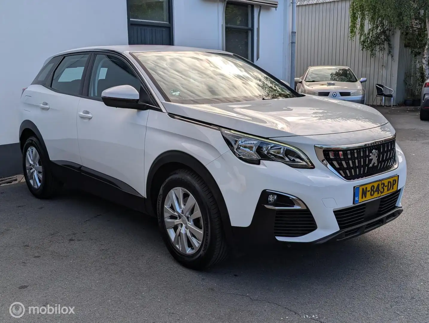 Peugeot 3008 1.2 PureTech 100% Dealer onderhouden Wit - 2