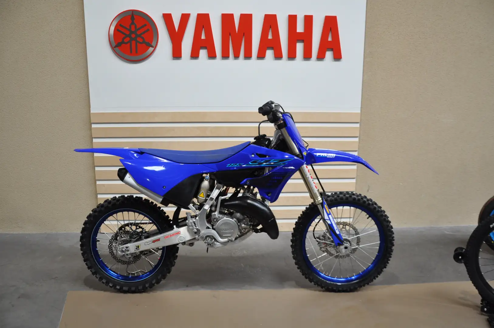 Yamaha YZ 125 Bleu - 1