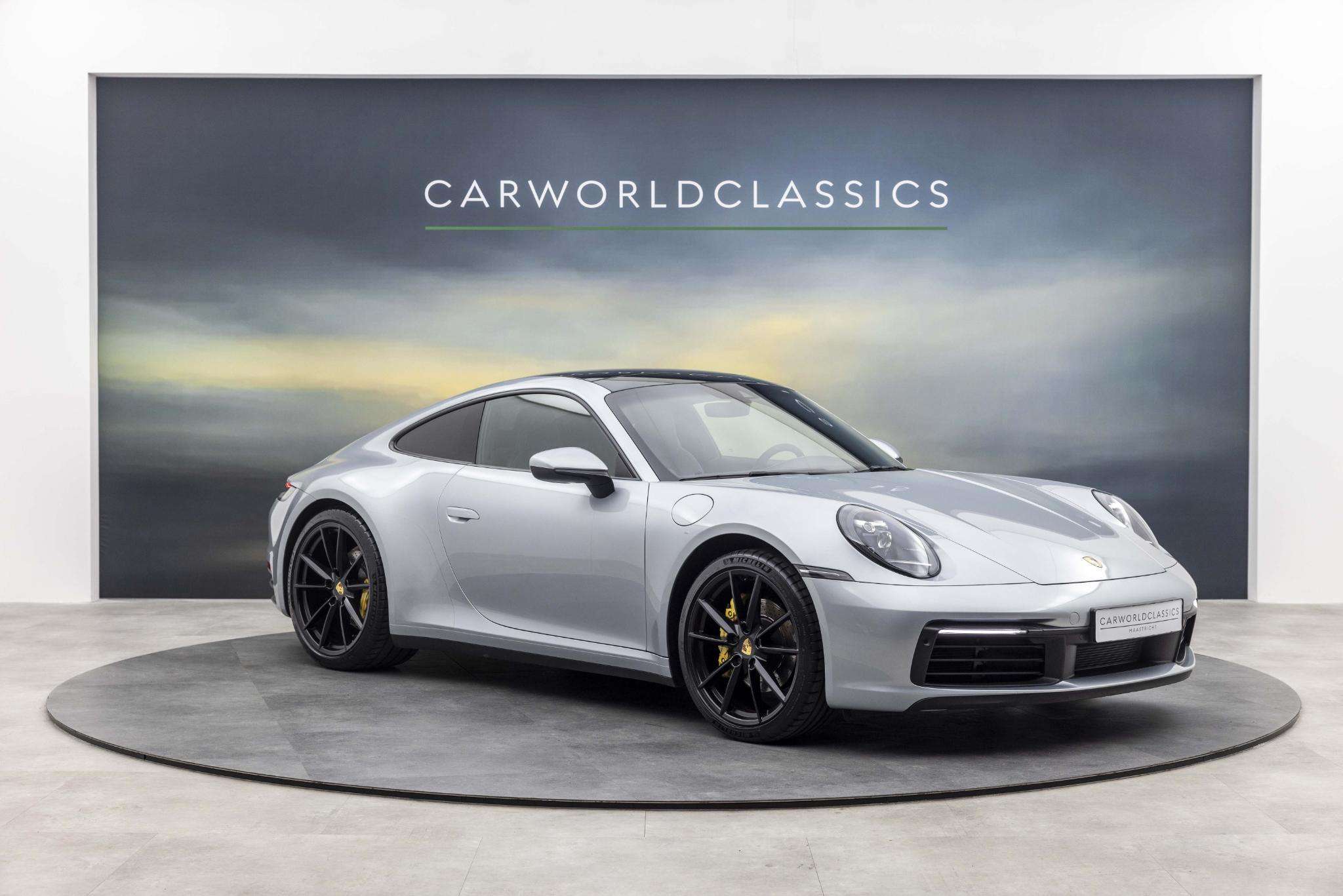 Porsche 992