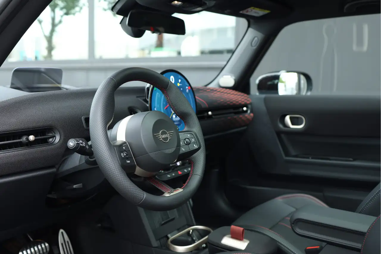 MINI John Cooper Works 2026