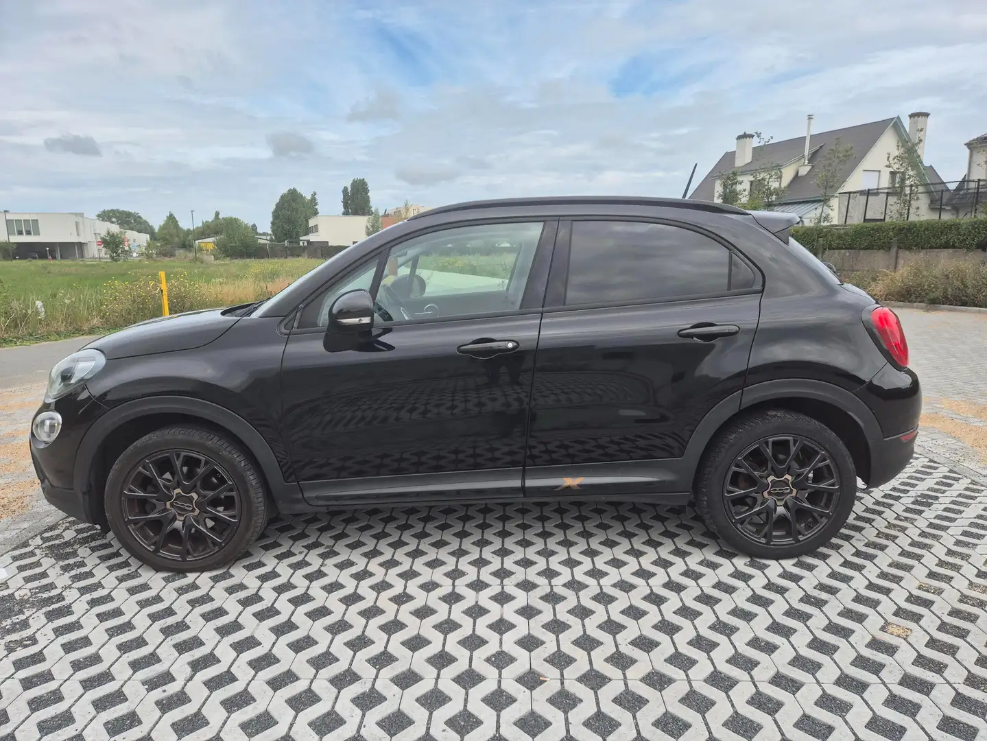 Fiat 500X 500X 1.6 E-torQ 4x2 S-Design Cross Look Zwart - 2
