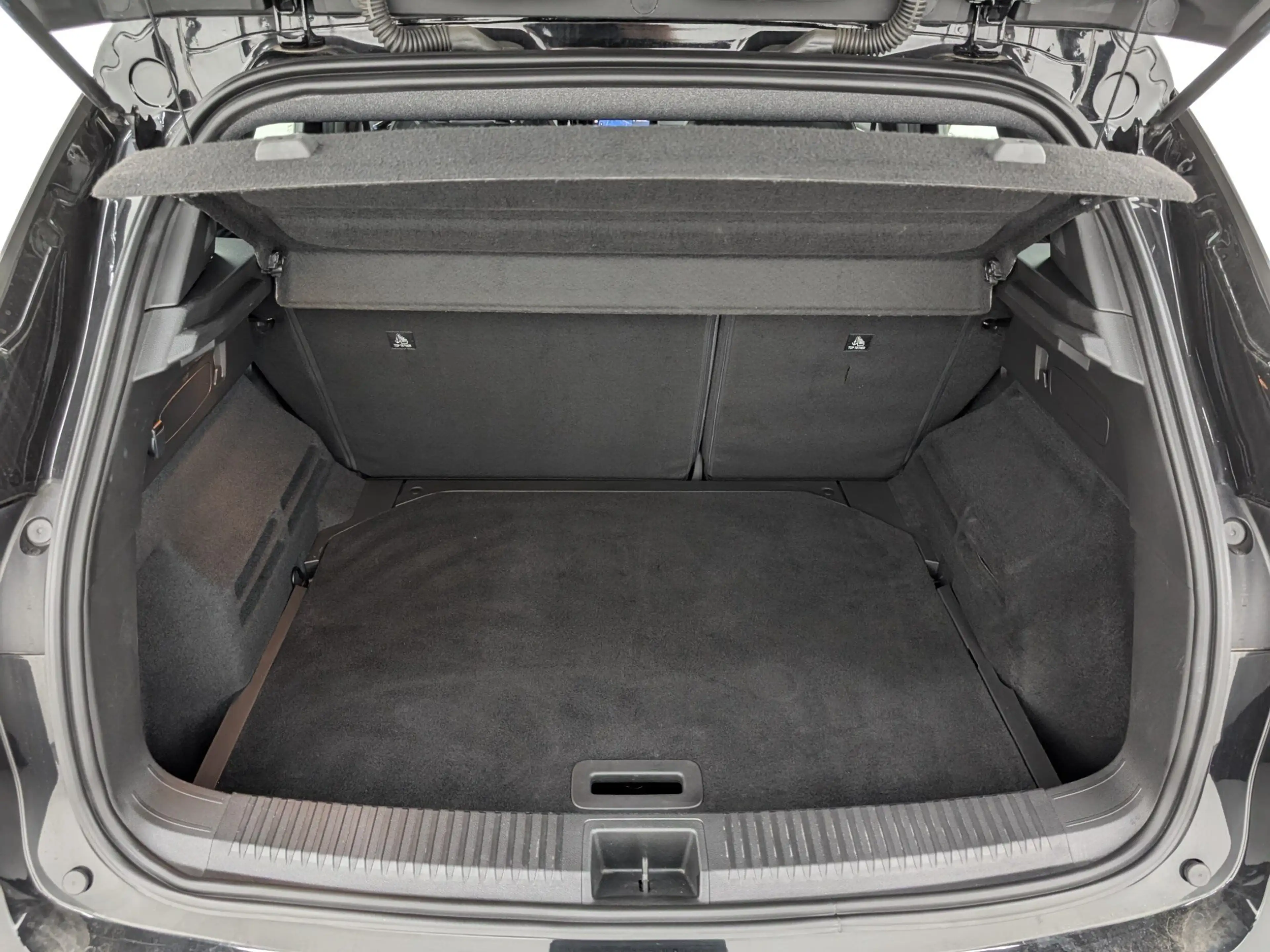 Renault Austral 1.3 TCe 160 MHEV Evolution ACC LED — photo 10