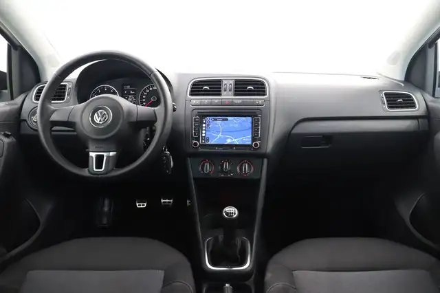Volkswagen Polo view 14