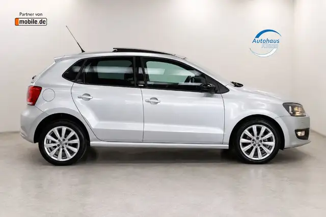 Volkswagen Polo view 5