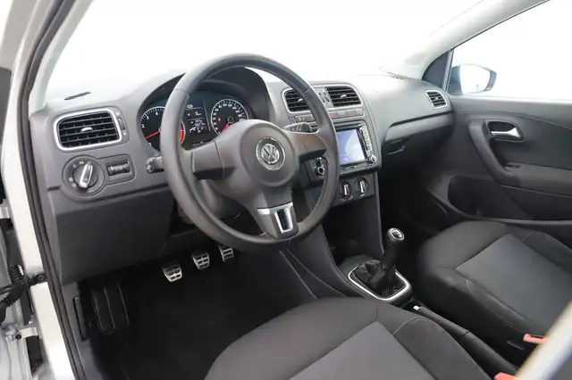 Volkswagen Polo view 13