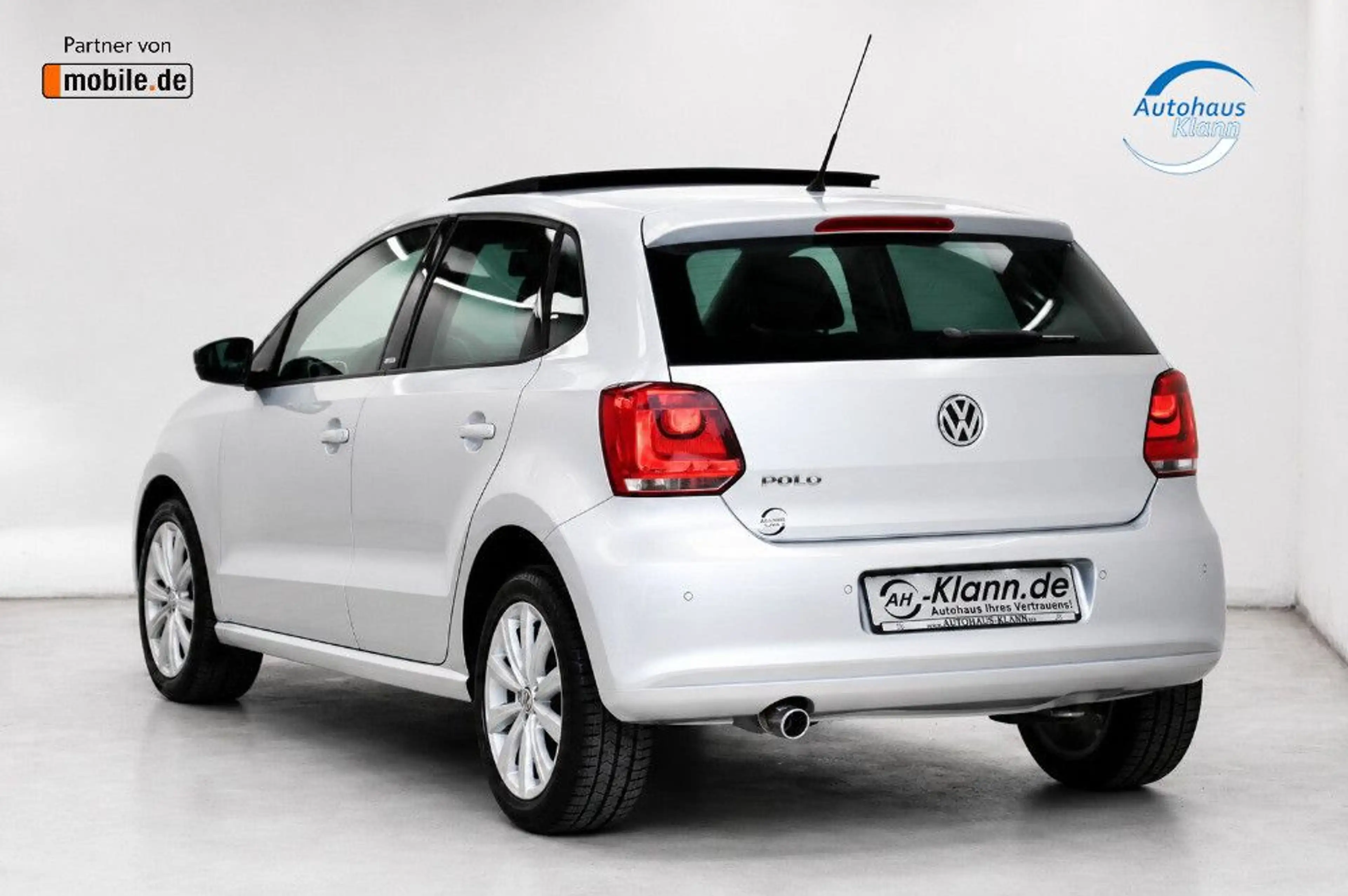 Volkswagen Polo 5 1.2TSI 105PS Style Klima Pano PDC 1Hand — photo 8