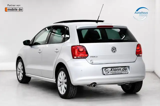 Volkswagen Polo view 8