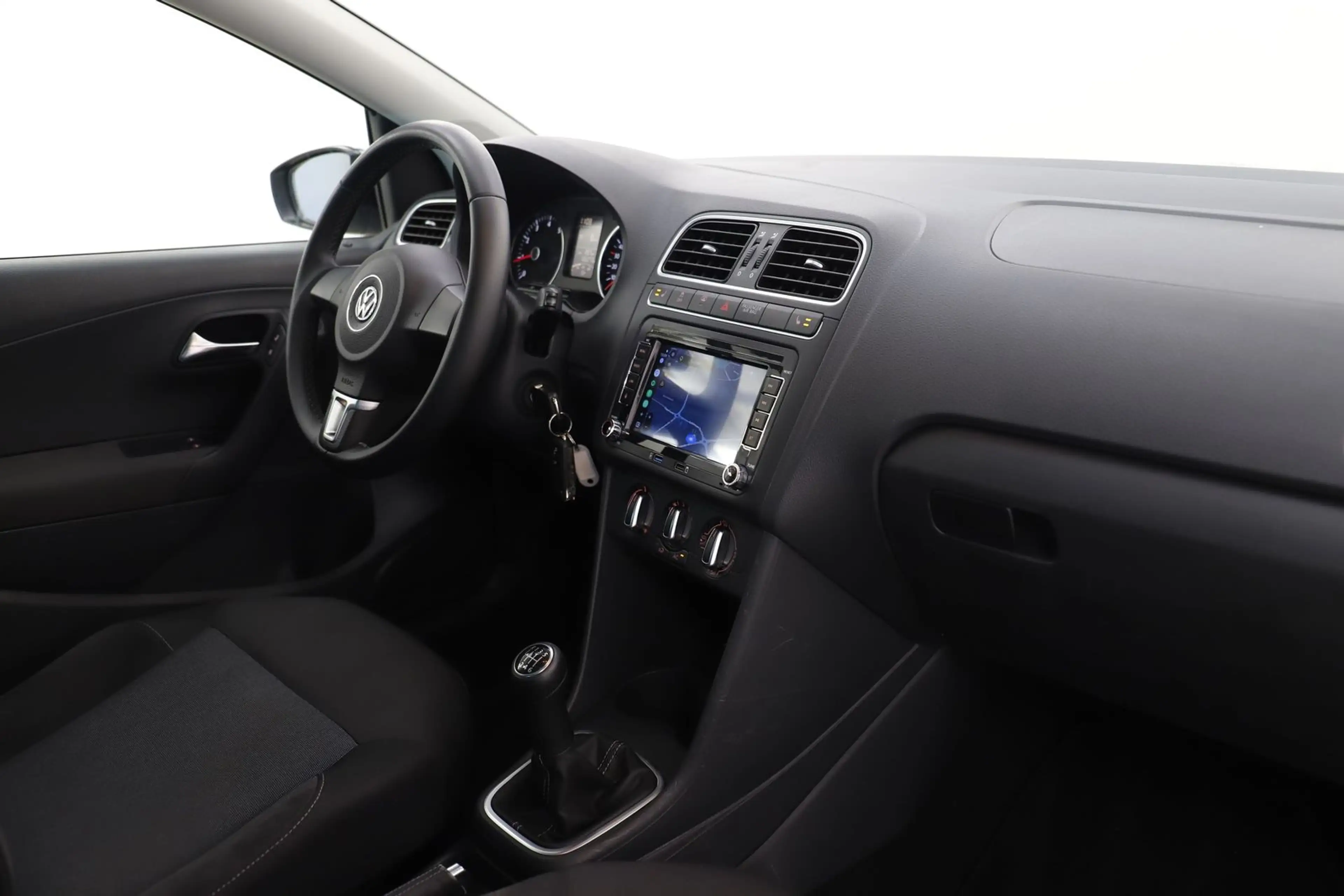 Volkswagen Polo 5 1.2TSI 105PS Style Klima Pano PDC 1Hand — photo 15