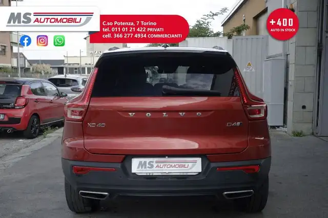 Volvo XC40 view 8