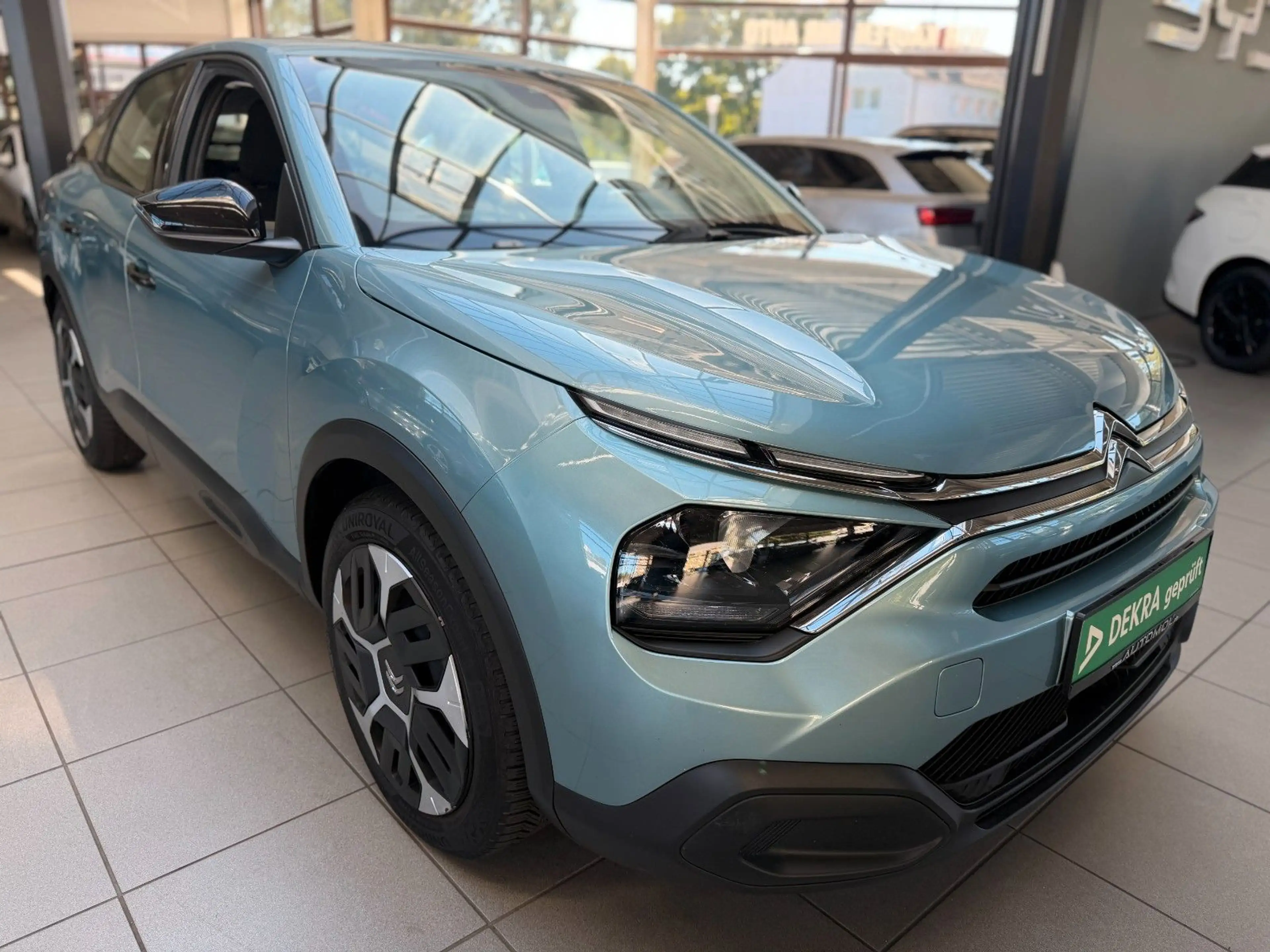 Citroen C4 Lim. PureTech, PDC, Kamera, Klima, Garantie — photo 3