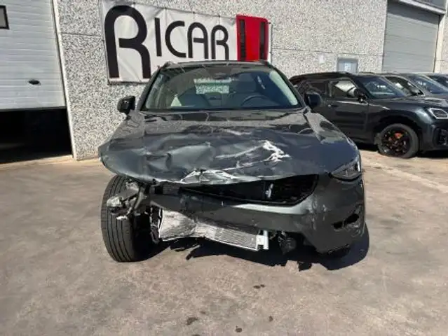Volvo XC40 XC40 2023 2.0 b3 Core auto