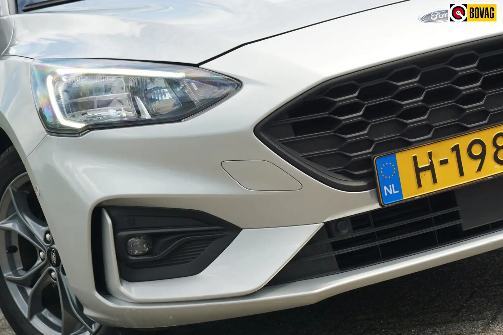 Ford Focus Wagon 1.0 125PK ST Line Business | Moondust Silver Grau - 1