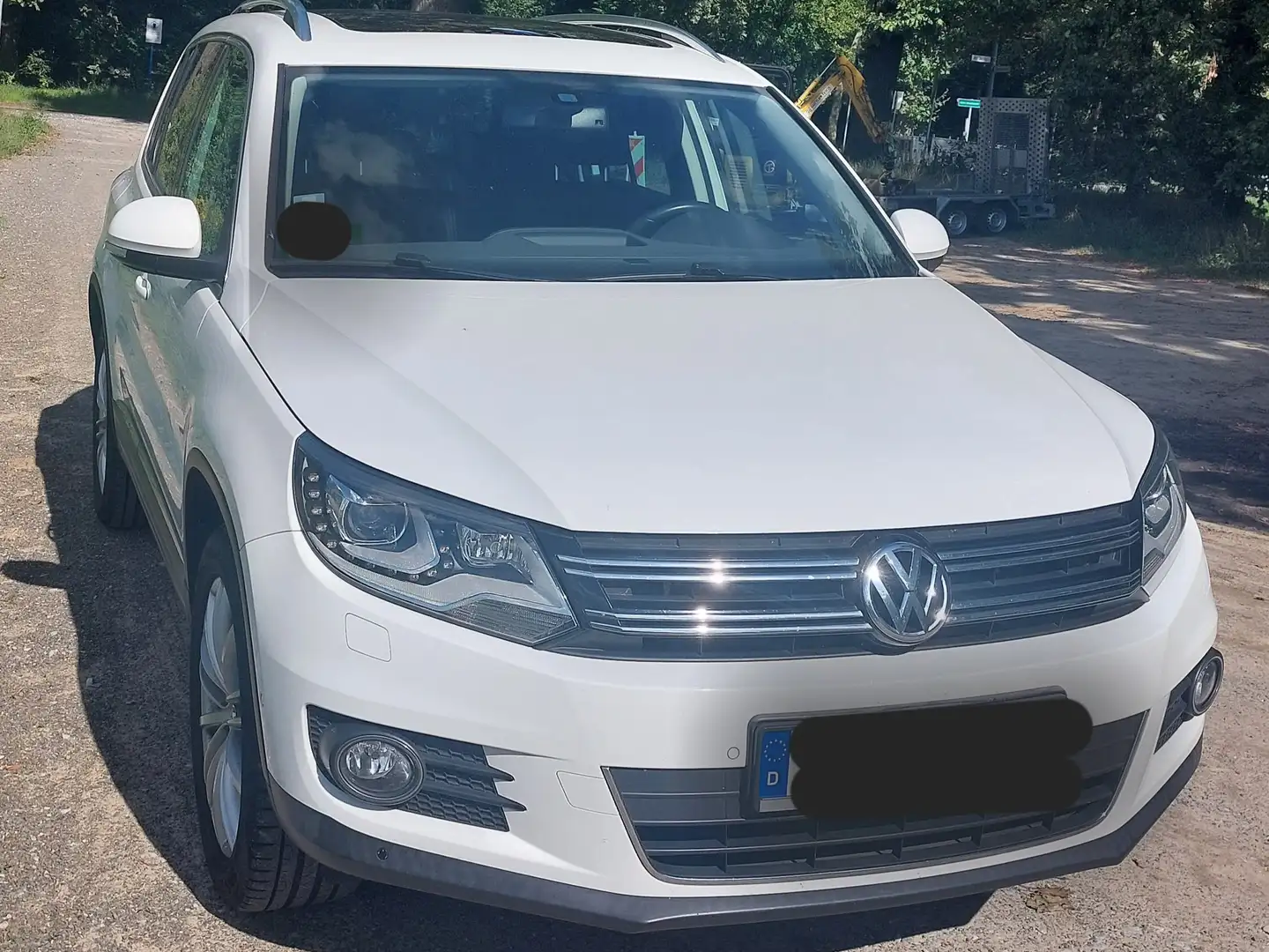 Volkswagen Tiguan Tiguan 1.4 TSI BlueMotion Technology Sport Bílá - 1