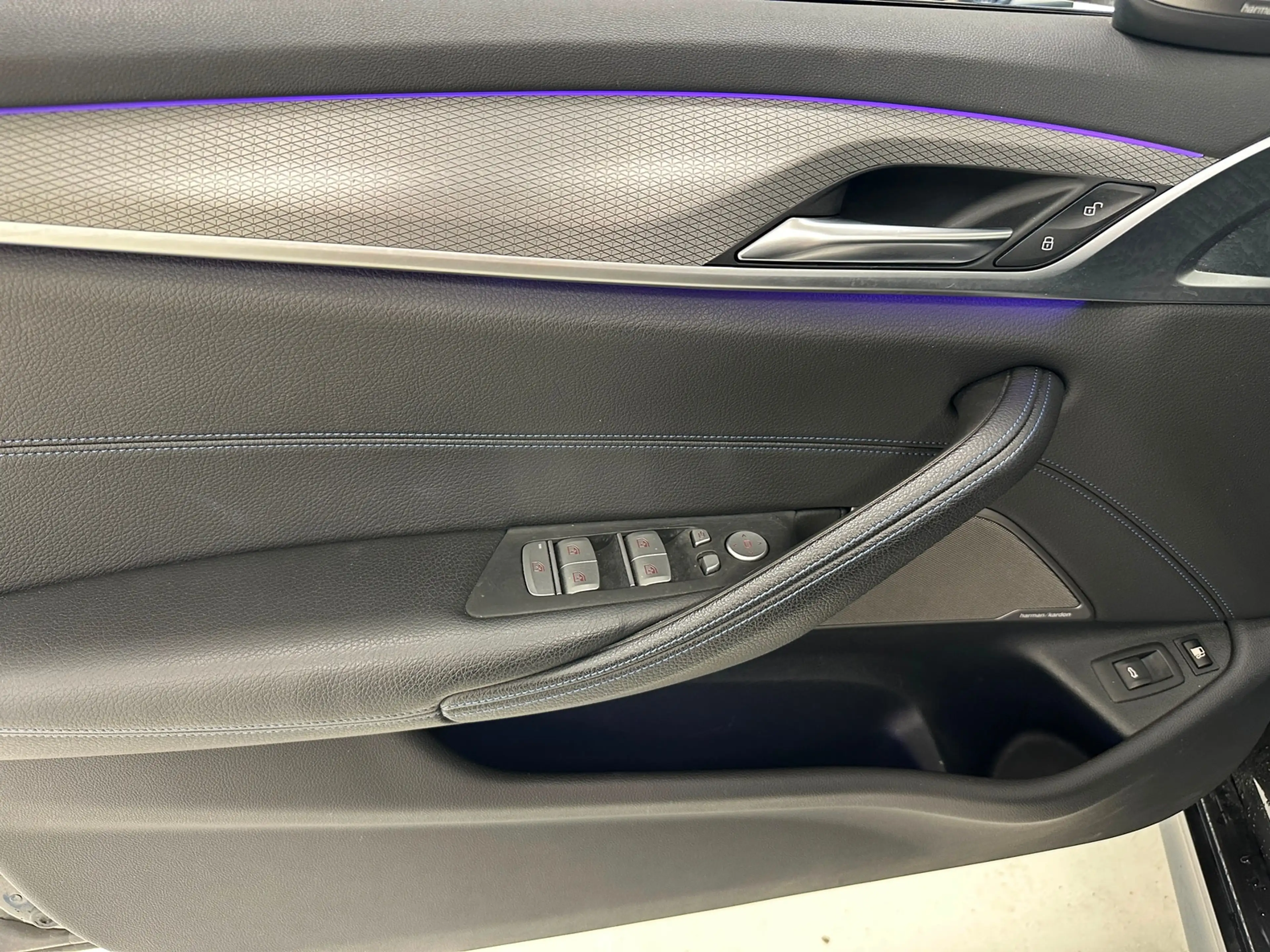 BMW 530 5-serie 530e xDrive M-Sport | Harman/Kardon | Schu — photo 22