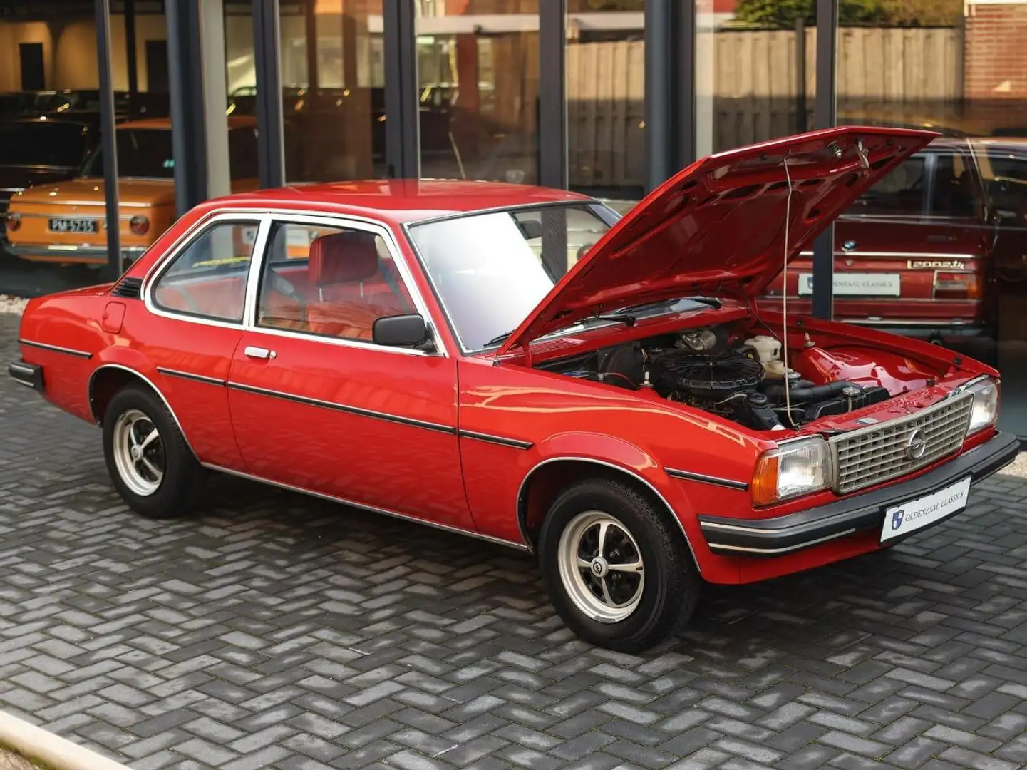 Opel Ascona 2.0S Rot - 2