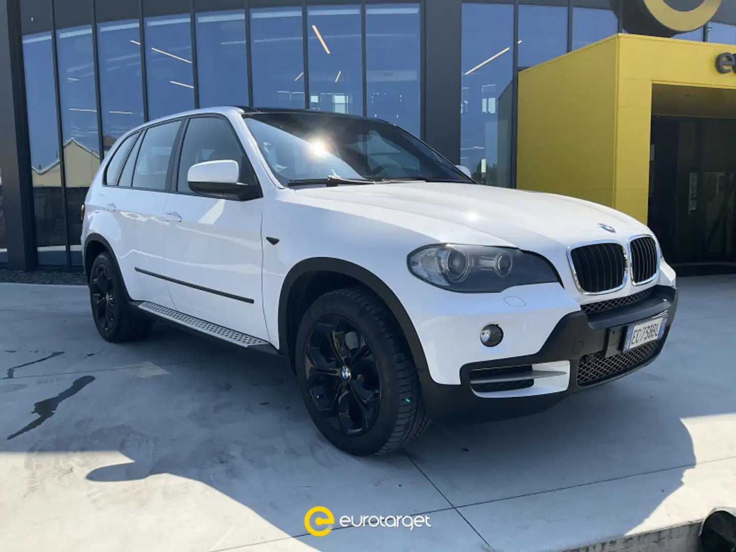 BMW X5 xDrive30d Futura Beyaz - 1