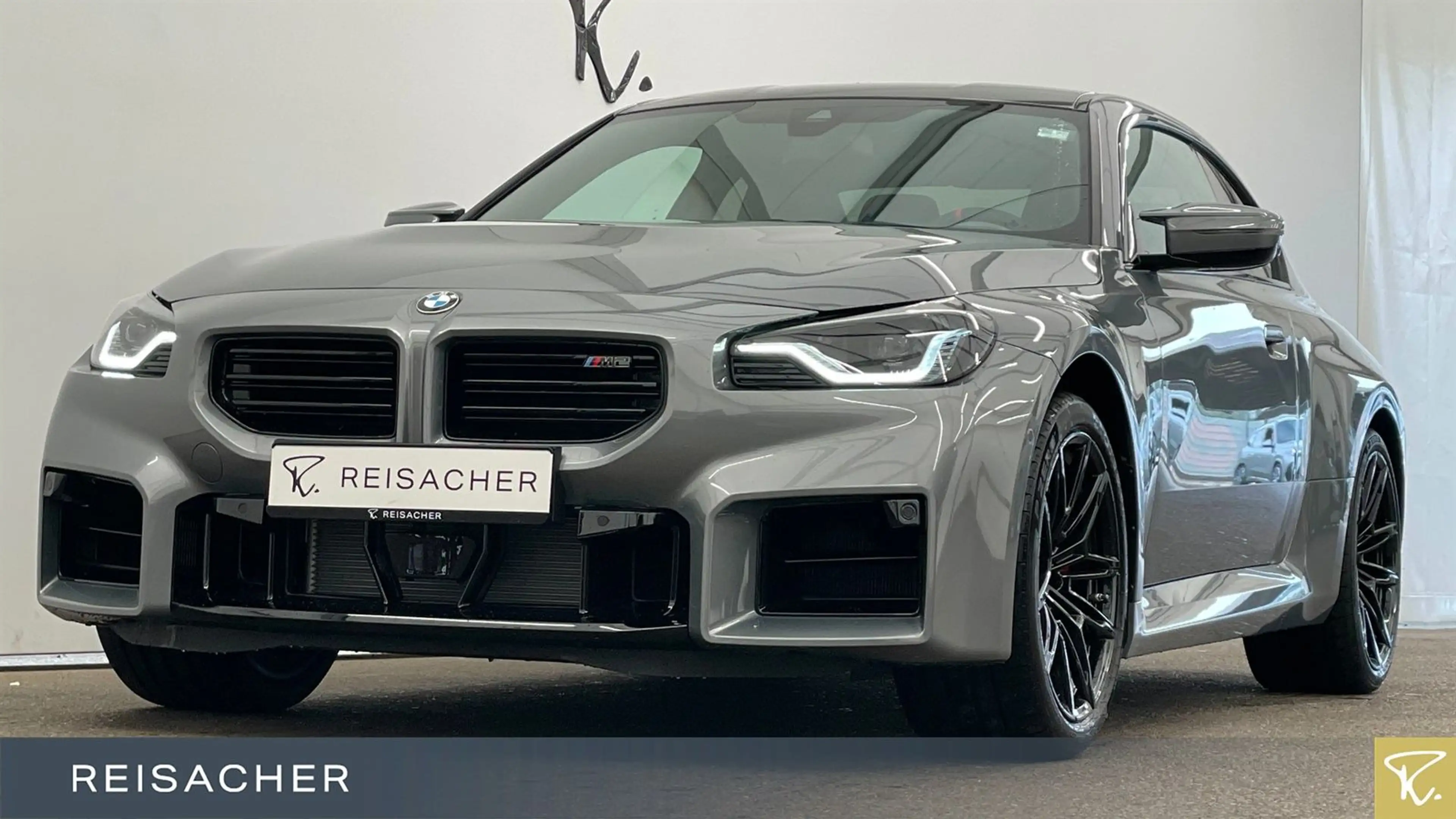 BMW M2 Coupé Fahrassistenzsysteme Sitzheizung DAB