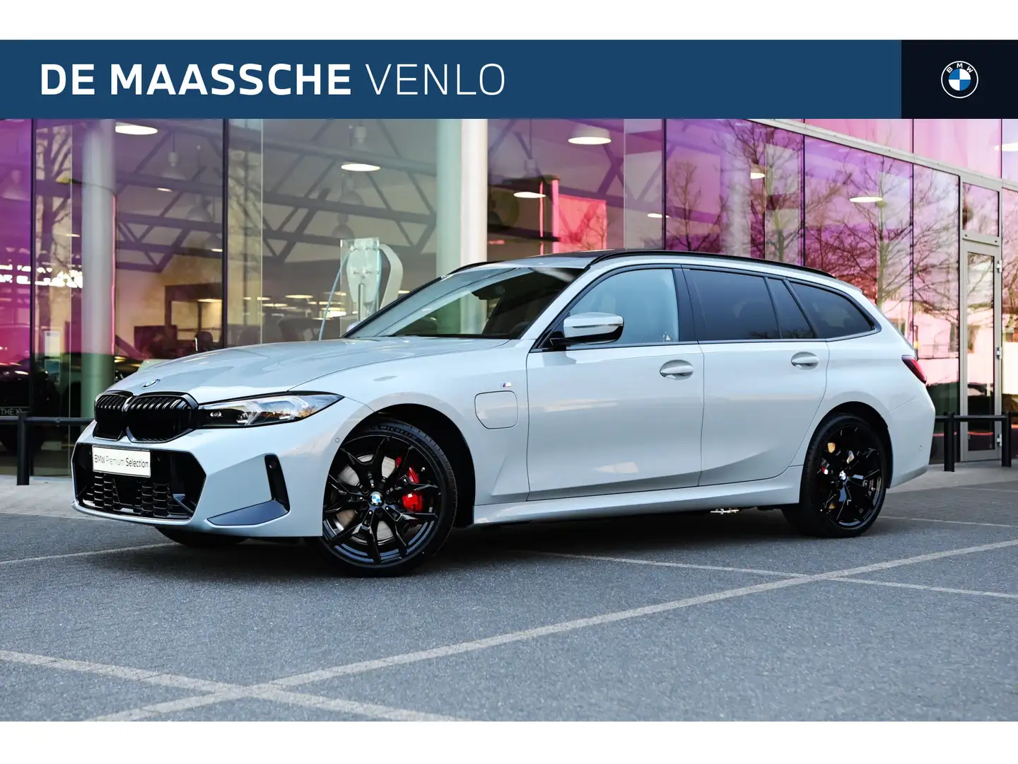 BMW 330 3 Serie Touring 330e M Sport Automaat / Trekhaak / Gris - 1