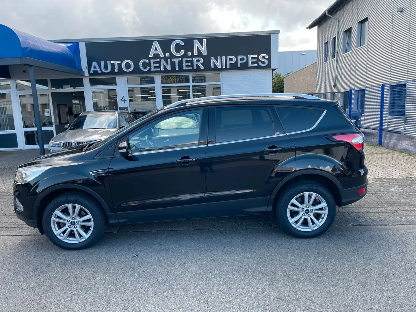 Ford Kuga Cool & Connect Navi Kamera Angerkupplung Schwarz - 1
