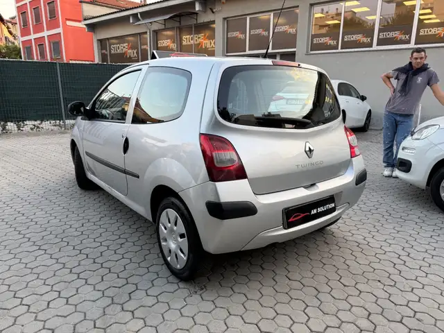 Renault Twingo view 4