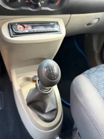 Renault Twingo view 8