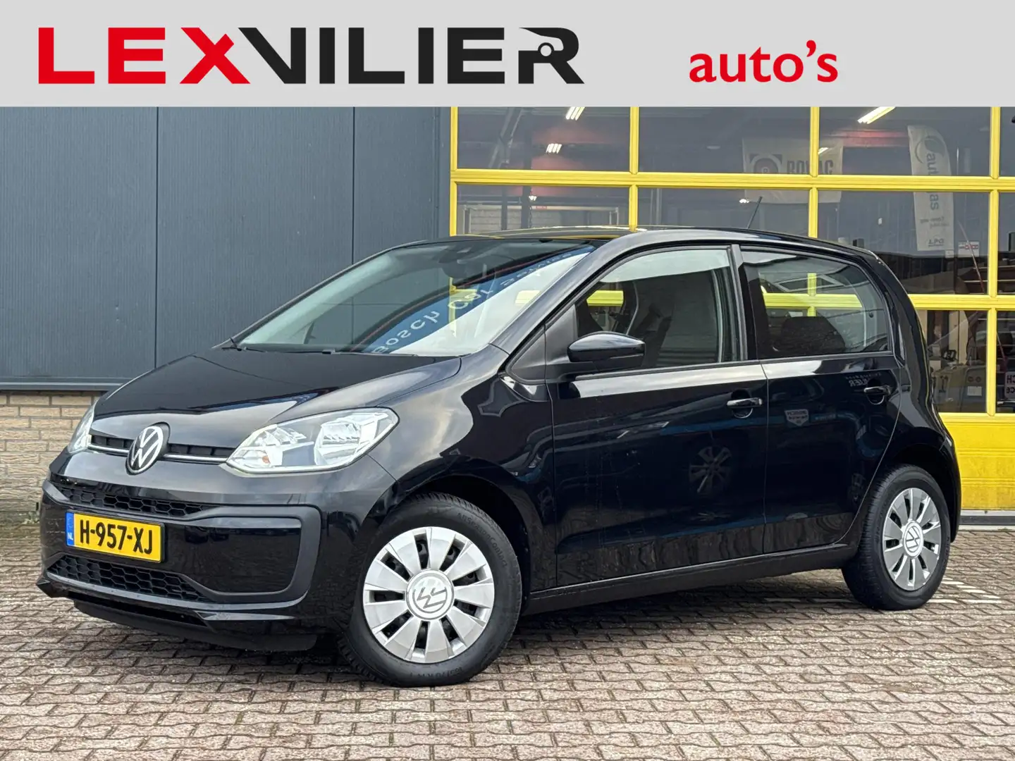 Volkswagen up! 1.0 Incl 12 maanden Bovag garantie Zwart - 1