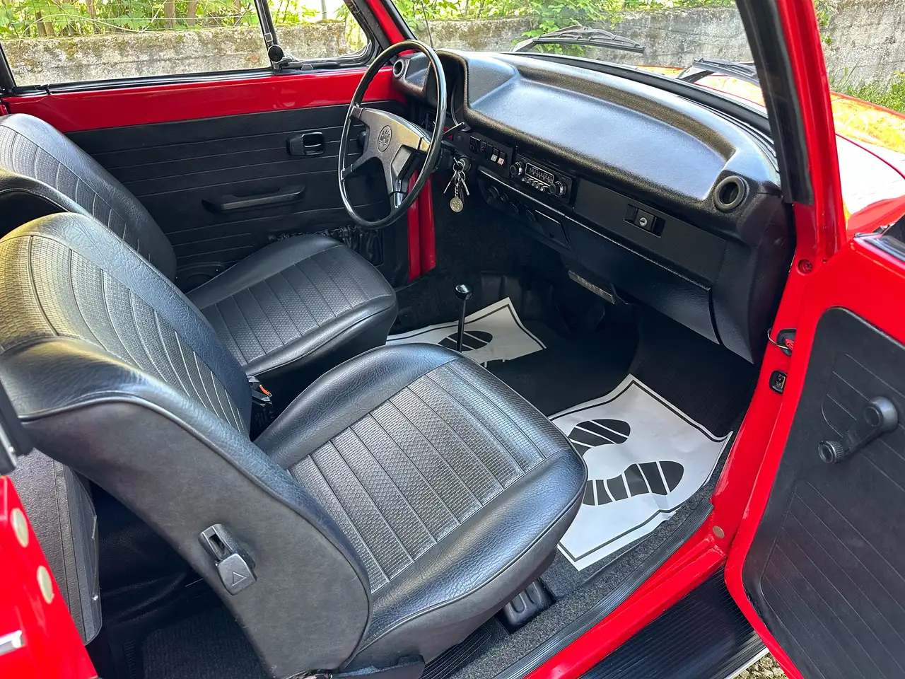 Volkswagen Beetle 1303 Cabriolet, foto 8