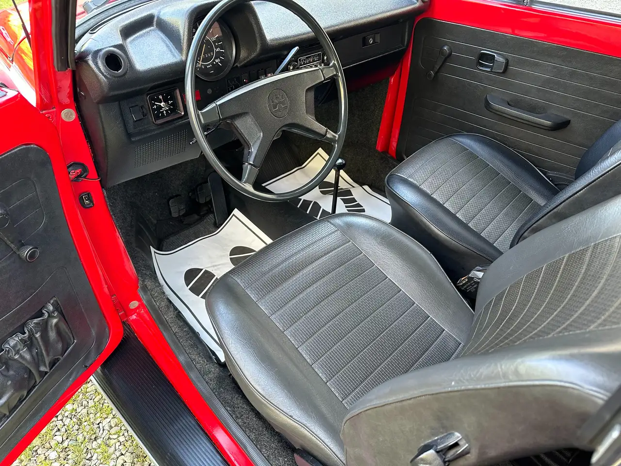 Volkswagen Beetle 1303 Cabriolet, foto 7