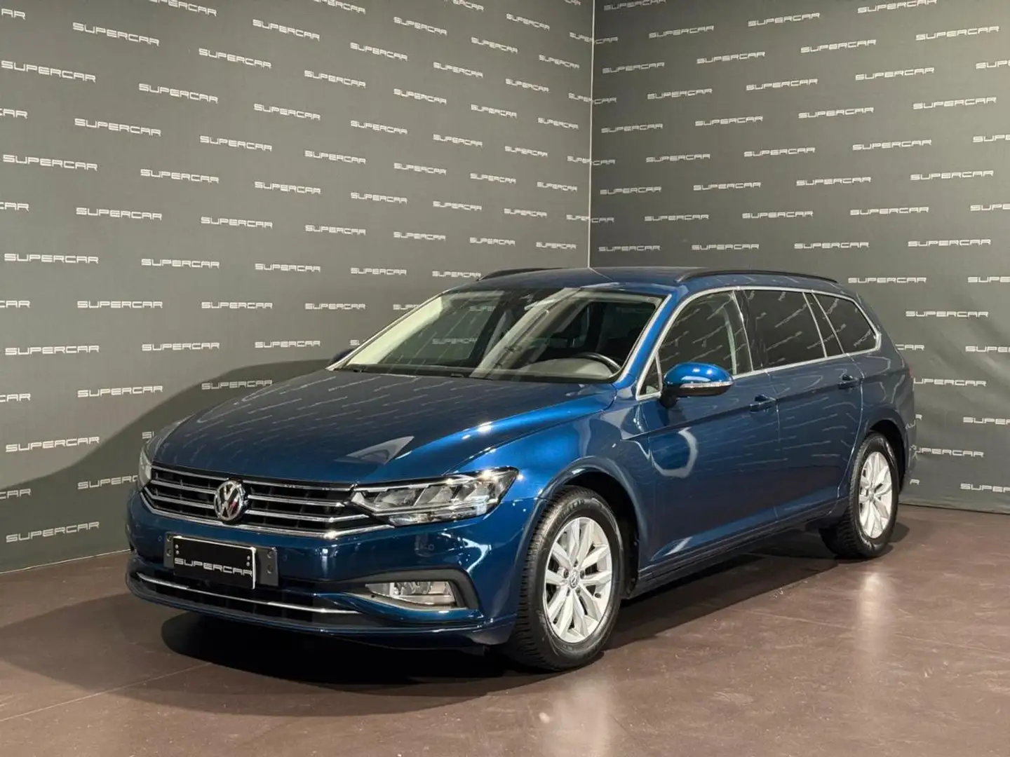 Volkswagen Passat Variant 2.0 TDI 150 CV DSG Business Gris - 1