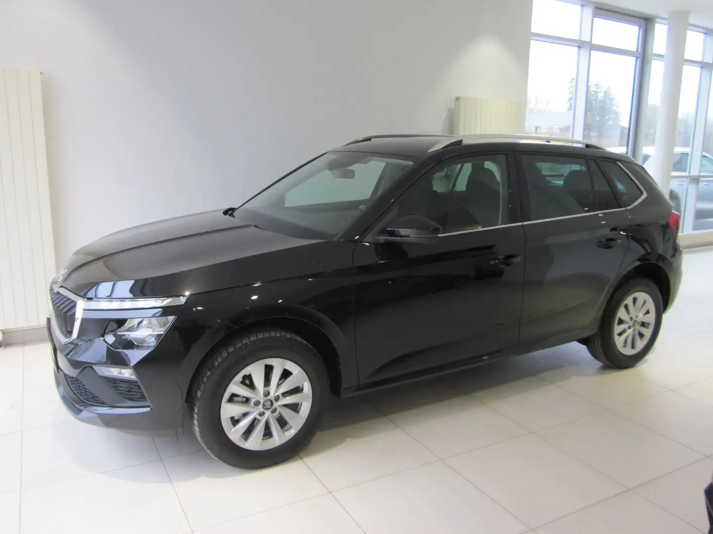 Skoda Kamiq Selection TSI Schwarz - 2
