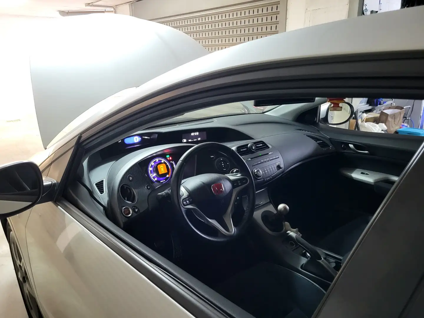 Honda Civic 5p 1.8 i-vtec Elegance LE (sport) - 1