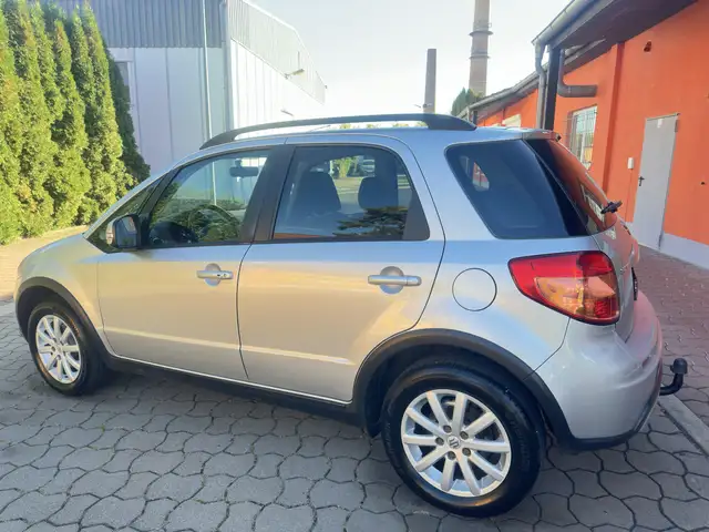 Suzuki SX4 view 6