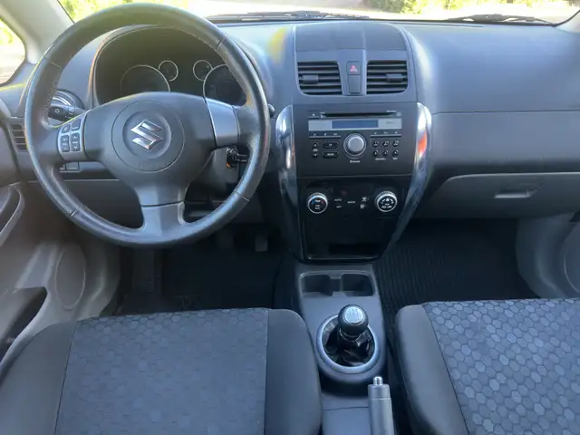 Suzuki SX4 view 8