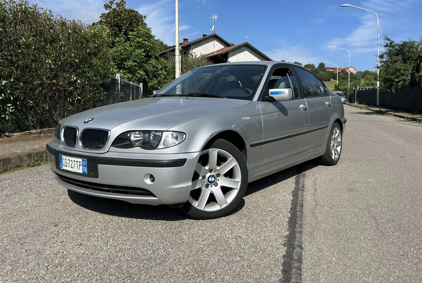 BMW 320 320d Attiva - 1